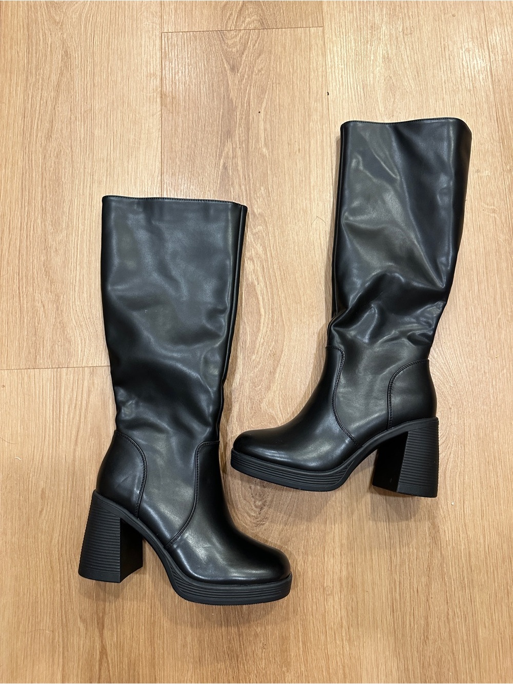 dream pairs black platform boots